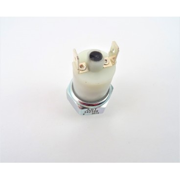 Senzor presiune ulei motor Massey Ferguson 3381387M3