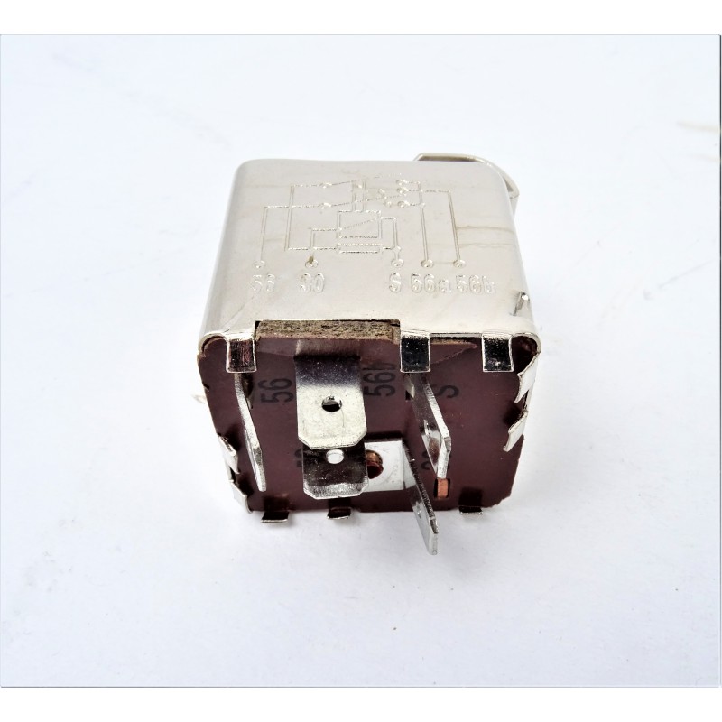 Releu Case IH 1502351C1